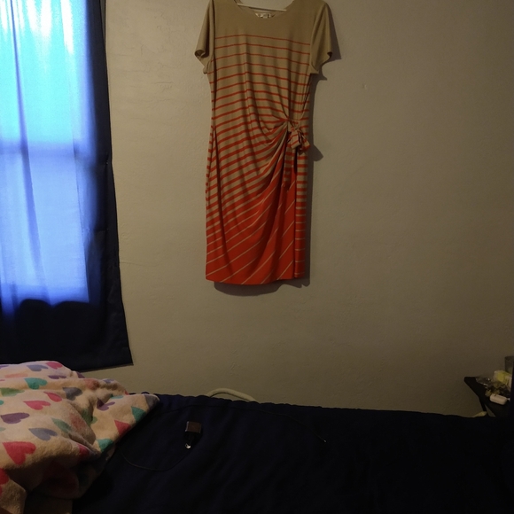 Summer and fall dresses - Picture 3 of 16